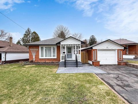 Photo 1 at 51 Tansley Avenue, Bendale, Toronto