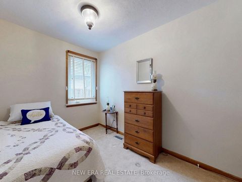 Photo 12 at 51 Tansley Avenue, Bendale, Toronto