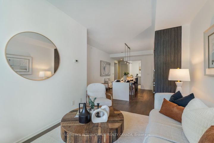 Photo 6 at 303 - 1 Bloor Street E, Yonge Corridor, Toronto