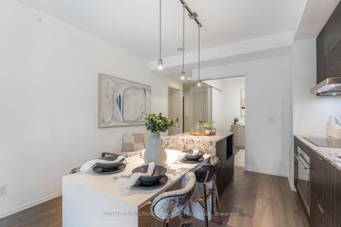 Photo 7 at 303 - 1 Bloor Street E, Yonge Corridor, Toronto