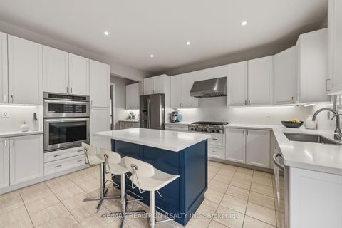 Photo 11 at 1747 Goldsmith Drive, Taunton, Oshawa