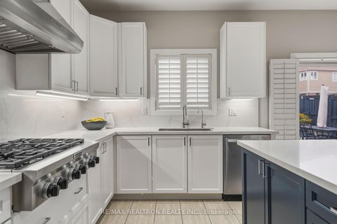 Photo 13 at 1747 Goldsmith Drive, Taunton, Oshawa