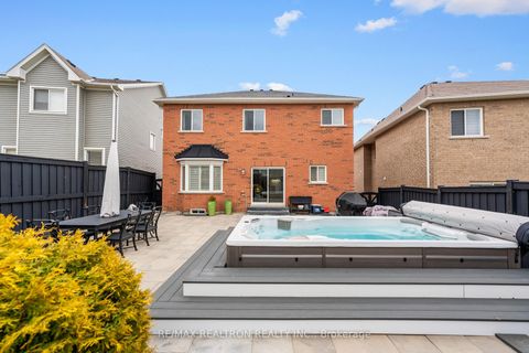 Photo 31 at 1747 Goldsmith Drive, Taunton, Oshawa