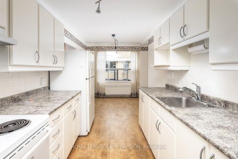 Photo 7 at 716 - 660 Eglinton Avenue W, Forest Hill North, Toronto