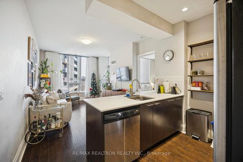 Photo 5 at 323 - 100 Harrison Garden Boulevard, Willowdale East, Toronto