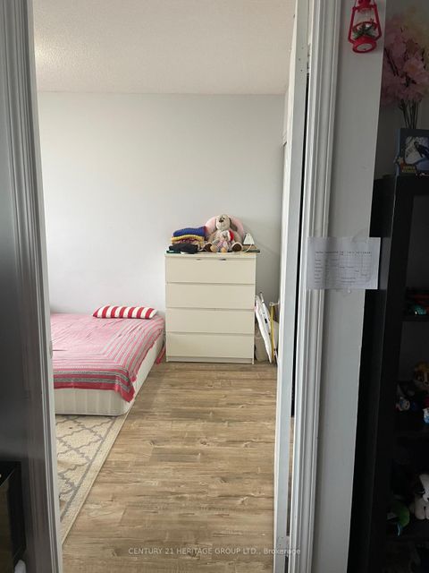 Photo 10 at 415 - 8 Mondeo Drive, Dorset Park, Toronto