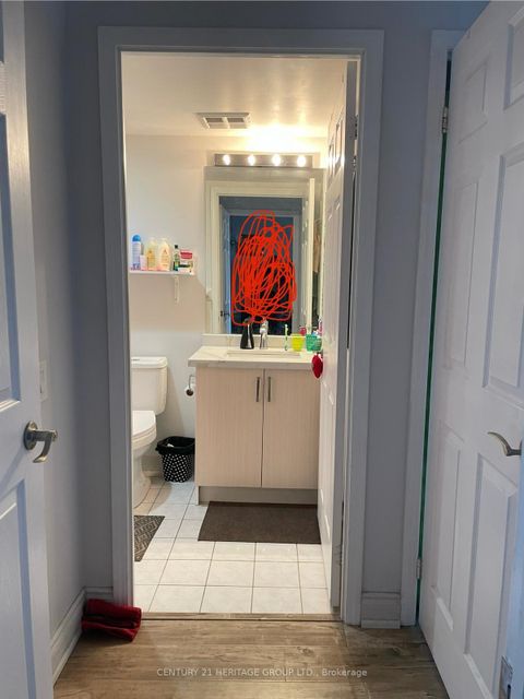 Photo 11 at 415 - 8 Mondeo Drive, Dorset Park, Toronto