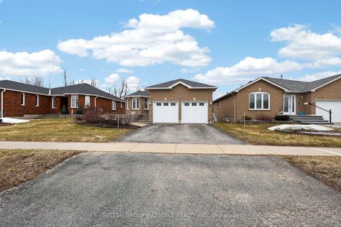 Photo 1 at 350 Cundles Road W, Northwest, Barrie