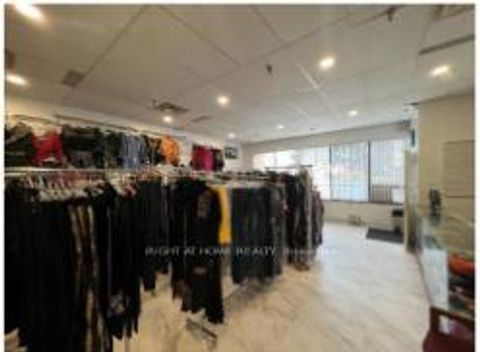 Photo 1 at 34 - 2300 Finch Avenue W, Humber Summit, Toronto