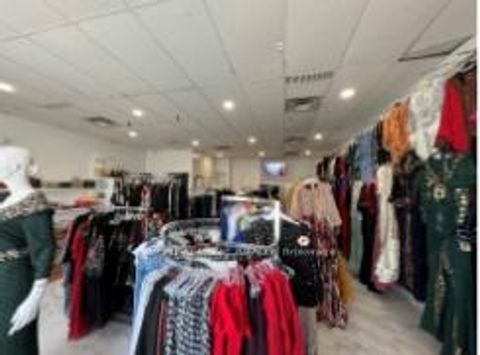 Photo 4 at 34 - 2300 Finch Avenue W, Humber Summit, Toronto