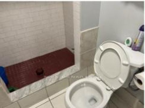 Photo 6 at 34 - 2300 Finch Avenue W, Humber Summit, Toronto