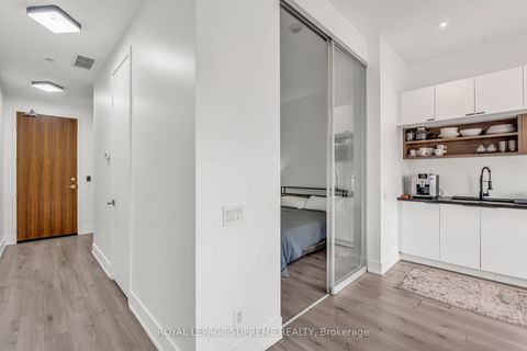 Photo 3 at 604 - 111 St Clair Avenue W, St. Clair, Toronto