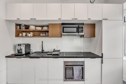 Photo 11 at 604 - 111 St Clair Avenue W, St. Clair, Toronto