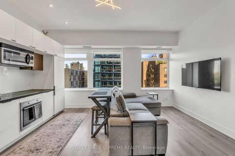 Photo 13 at 604 - 111 St Clair Avenue W, St. Clair, Toronto