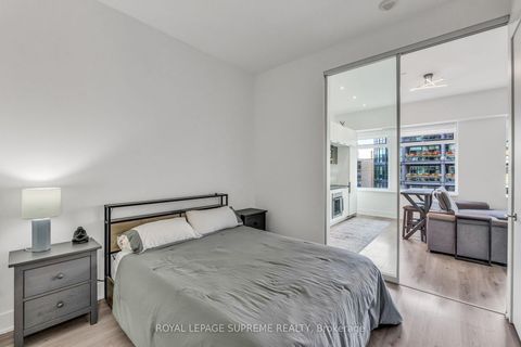 Photo 17 at 604 - 111 St Clair Avenue W, St. Clair, Toronto