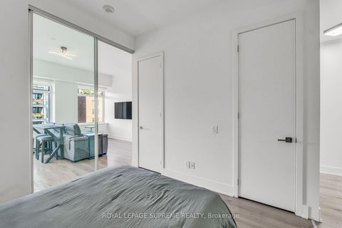 Photo 18 at 604 - 111 St Clair Avenue W, St. Clair, Toronto