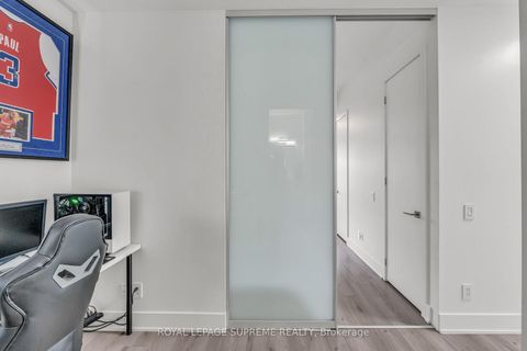 Photo 21 at 604 - 111 St Clair Avenue W, St. Clair, Toronto