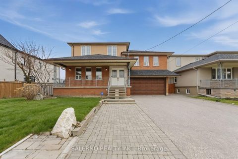 Photo 2 at 125 Anthony Road, CFB, Toronto