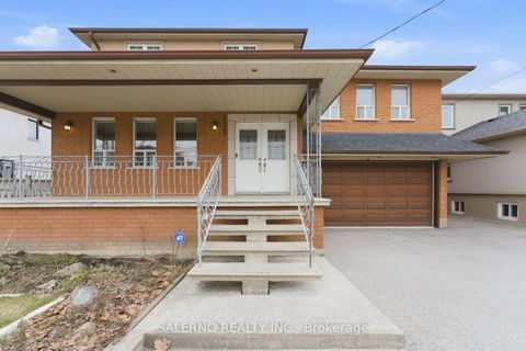 Photo 4 at 125 Anthony Road, CFB, Toronto