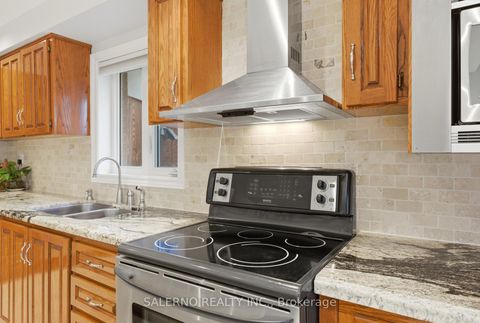 Photo 12 at 125 Anthony Road, CFB, Toronto