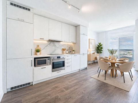 Photo 8 at 1120 - 38 Honeycrisp Crescent N, Vaughan Corporate Centre, Vaughan