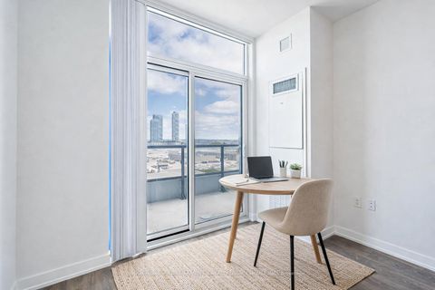 Photo 13 at 1120 - 38 Honeycrisp Crescent N, Vaughan Corporate Centre, Vaughan