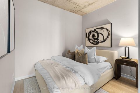 Photo 13 at 1204 - 95 Bathurst Street, Waterfront Communities C1, Toronto