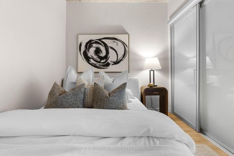 Photo 14 at 1204 - 95 Bathurst Street, Waterfront Communities C1, Toronto