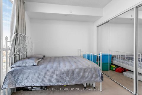 Photo 8 at 1910 - 9 Valhalla Inn Road, City Centre West, Toronto