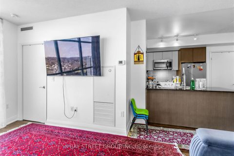 Photo 11 at 1910 - 9 Valhalla Inn Road, City Centre West, Toronto