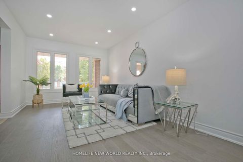 Photo 6 at 94 Weldrick Road E, Harding, Richmond Hill