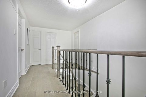 Photo 18 at 94 Weldrick Road E, Harding, Richmond Hill