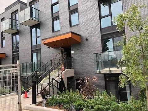 Photo 0 at TH17 - 10 Brin Drive, Humber Valley, Toronto