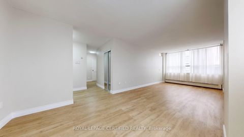 Photo 4 at 304 - 320 Dixon Road, The Westway, Toronto