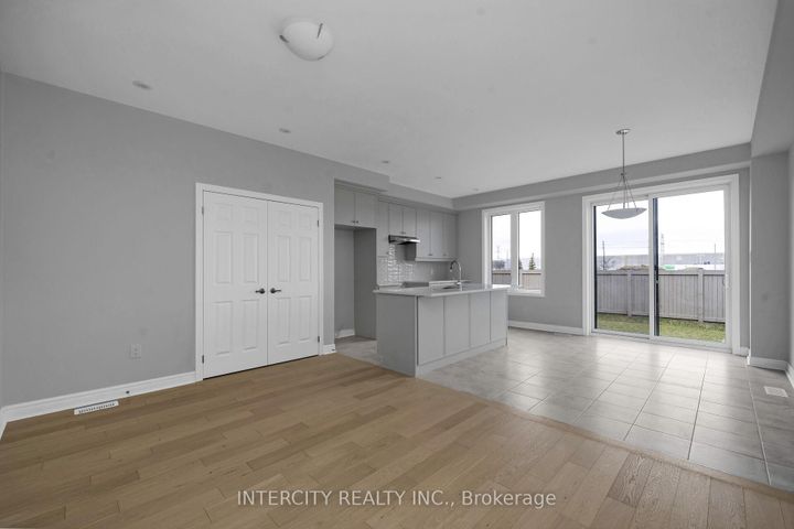 Photo 4 at 162 Mumbai Drive, Middlefield, Markham