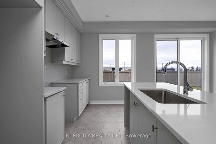 Photo 9 at 162 Mumbai Drive, Middlefield, Markham