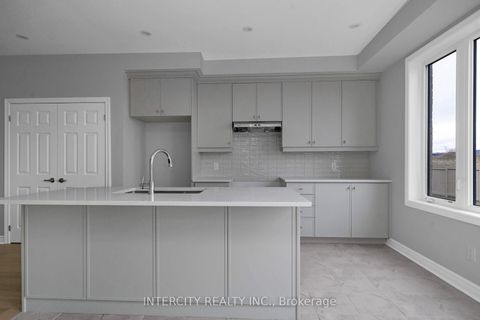 Photo 8 at 162 Mumbai Drive, Middlefield, Markham