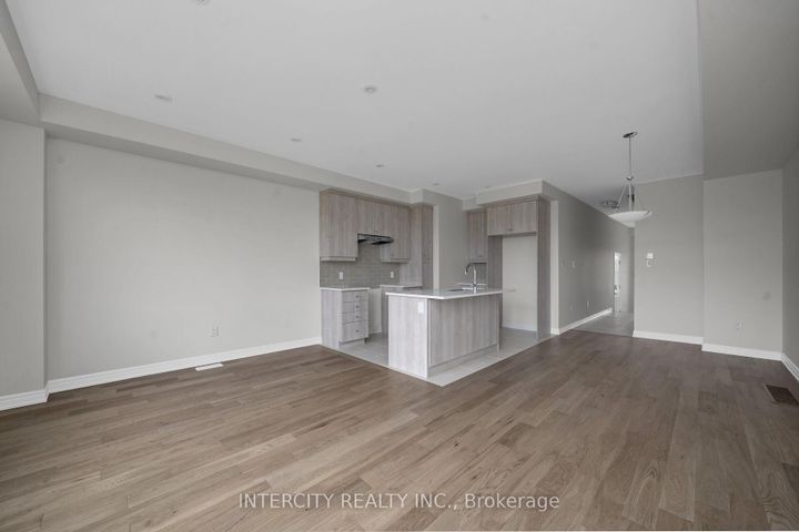 Photo 5 at 164 Mumbai Drive, Middlefield, Markham