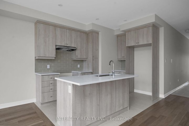 Photo 7 at 164 Mumbai Drive, Middlefield, Markham