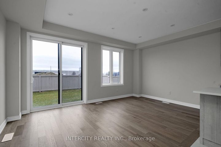 Photo 11 at 164 Mumbai Drive, Middlefield, Markham