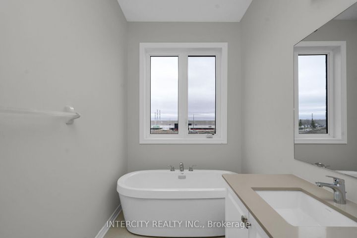 Photo 17 at 164 Mumbai Drive, Middlefield, Markham