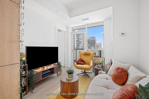 Photo 3 at 1603 - 50 Ordnance Street, Niagara, Toronto