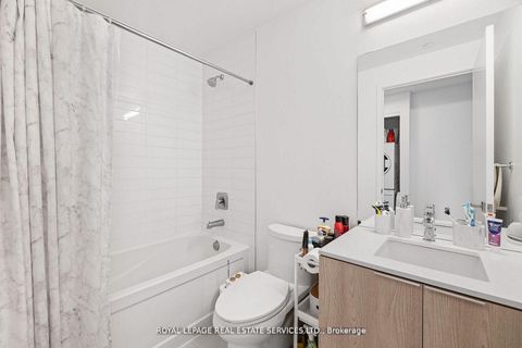 Photo 7 at 1603 - 50 Ordnance Street, Niagara, Toronto