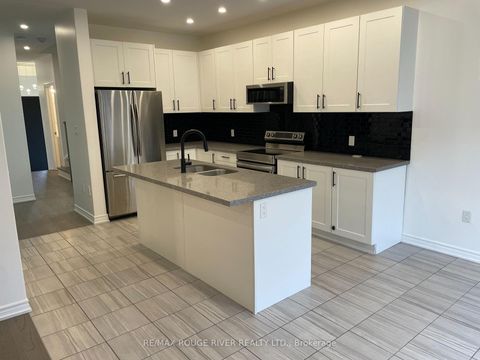 Photo 2 at 10 Moses Crescent, Bowmanville, Clarington