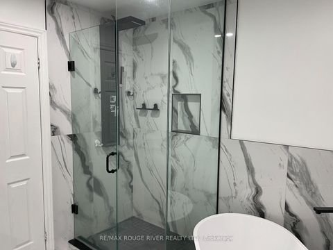 Photo 11 at 10 Moses Crescent, Bowmanville, Clarington