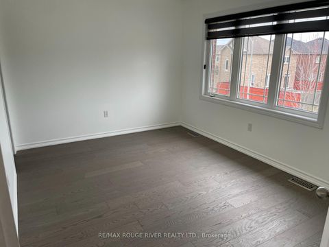 Photo 14 at 10 Moses Crescent, Bowmanville, Clarington