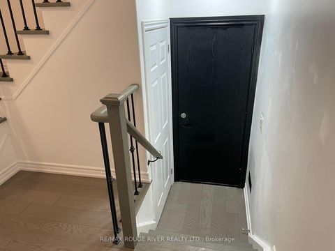 Photo 17 at 10 Moses Crescent, Bowmanville, Clarington