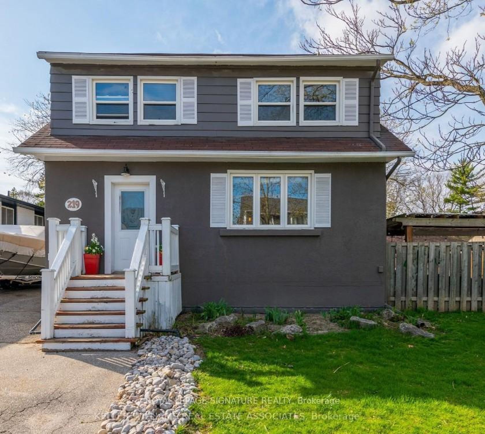 219 Angelene Street, Mineola, Mississauga 