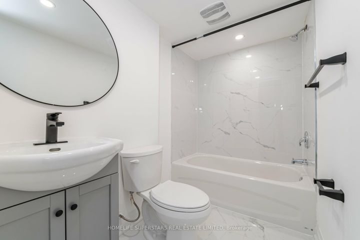 Photo 17 at 3 New Seabury Drive, Glen Shields, Vaughan