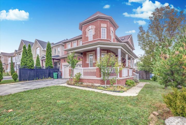 Photo 2 at 2 Tovey Terrace, Wellington, Brampton